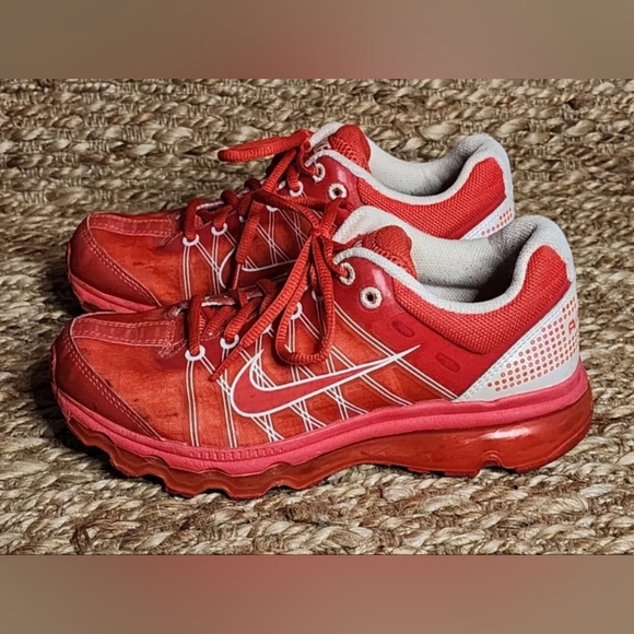 Nike Air Max size 5Y (Womens 7 ) 400153 Red White 2011 running shoes kicks - Picture 2 of 8